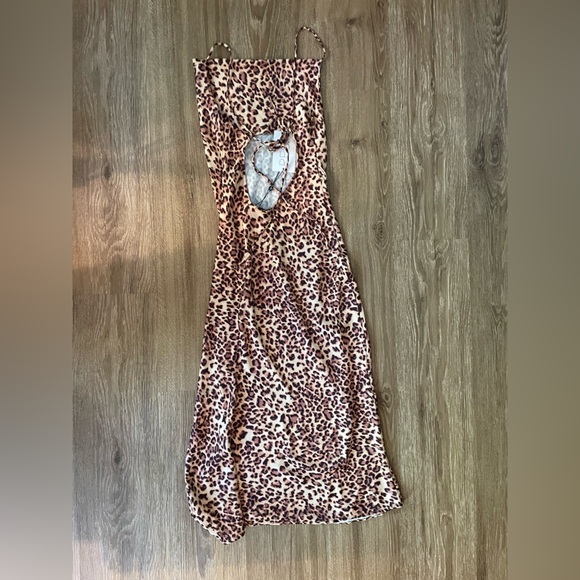 NWT RESA midi dress - Picture 3 of 4